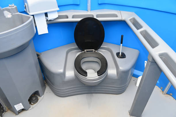 Best Portable bathroom rental  in Rosamond, CA